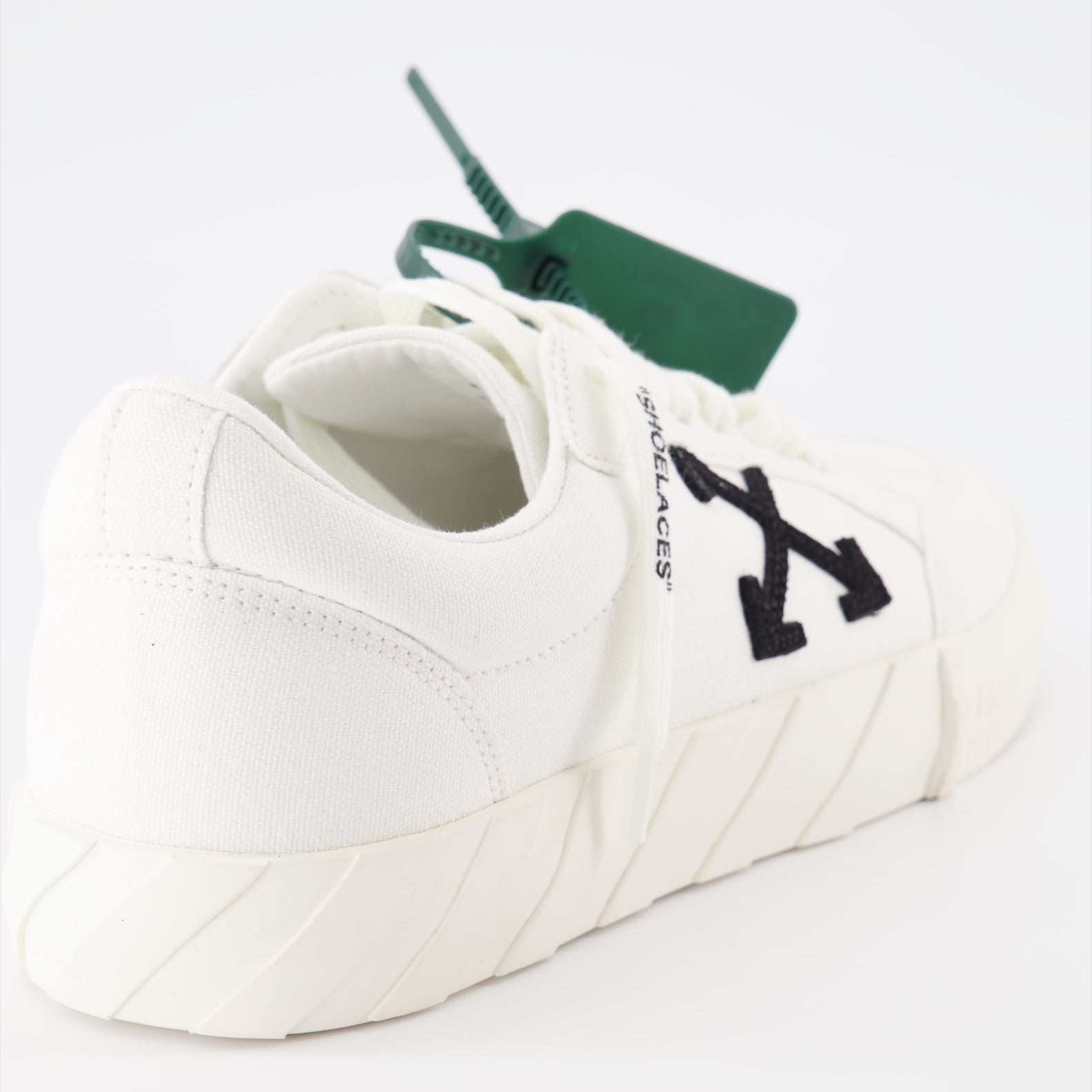 Sneaker Baskets Vulcanized Off-White Weiß Homme