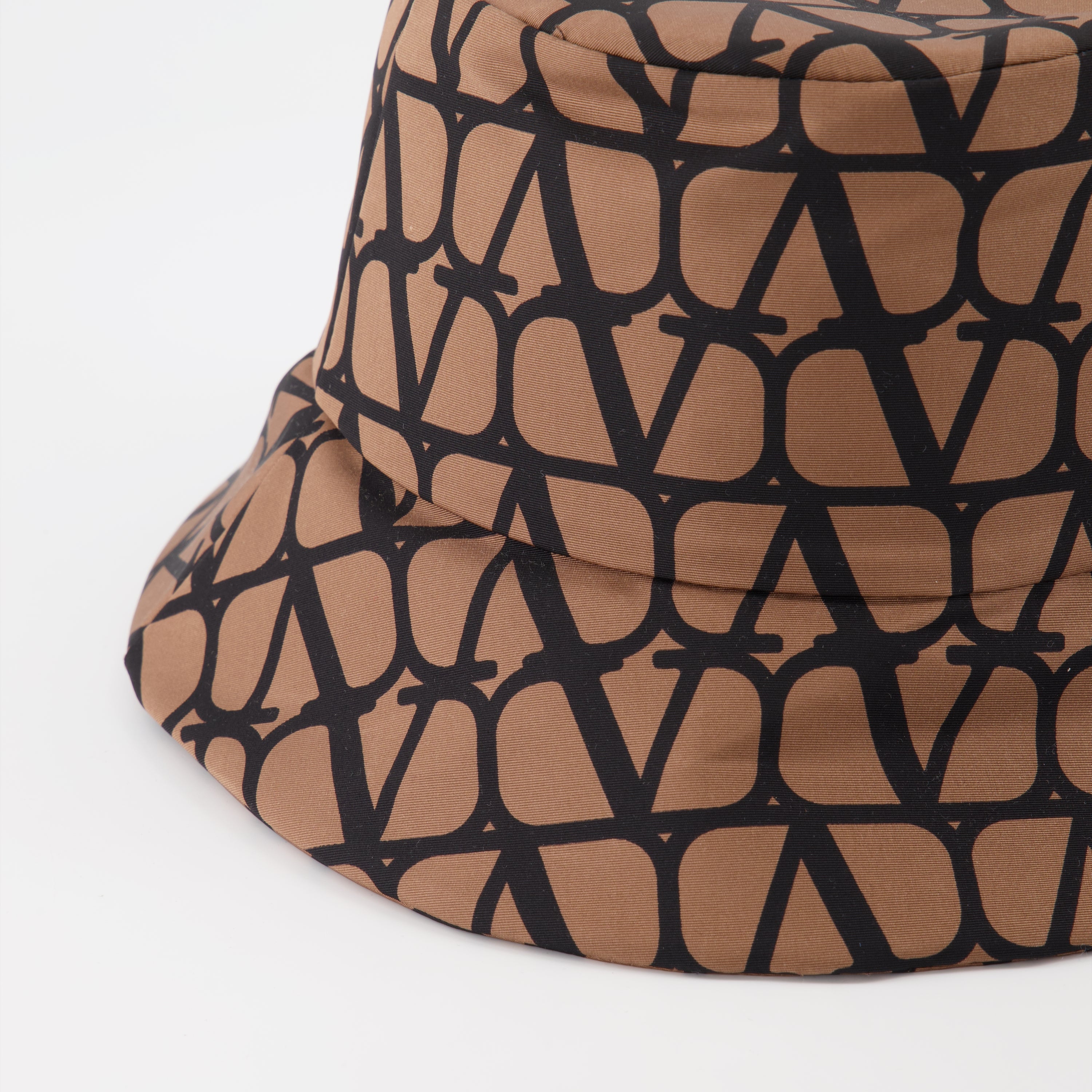 Chapeaux, casquettes et bonnets Bob VLogo Valentino Garavani Marron Homme