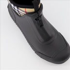 Baskets Bottines à carreaux Noir Burberry Noir Femme