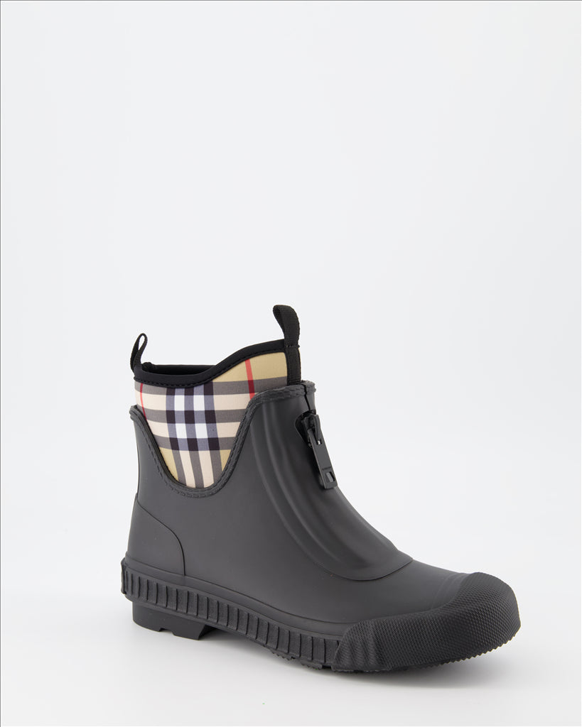 Baskets Bottines à carreaux Noir Burberry Noir Femme