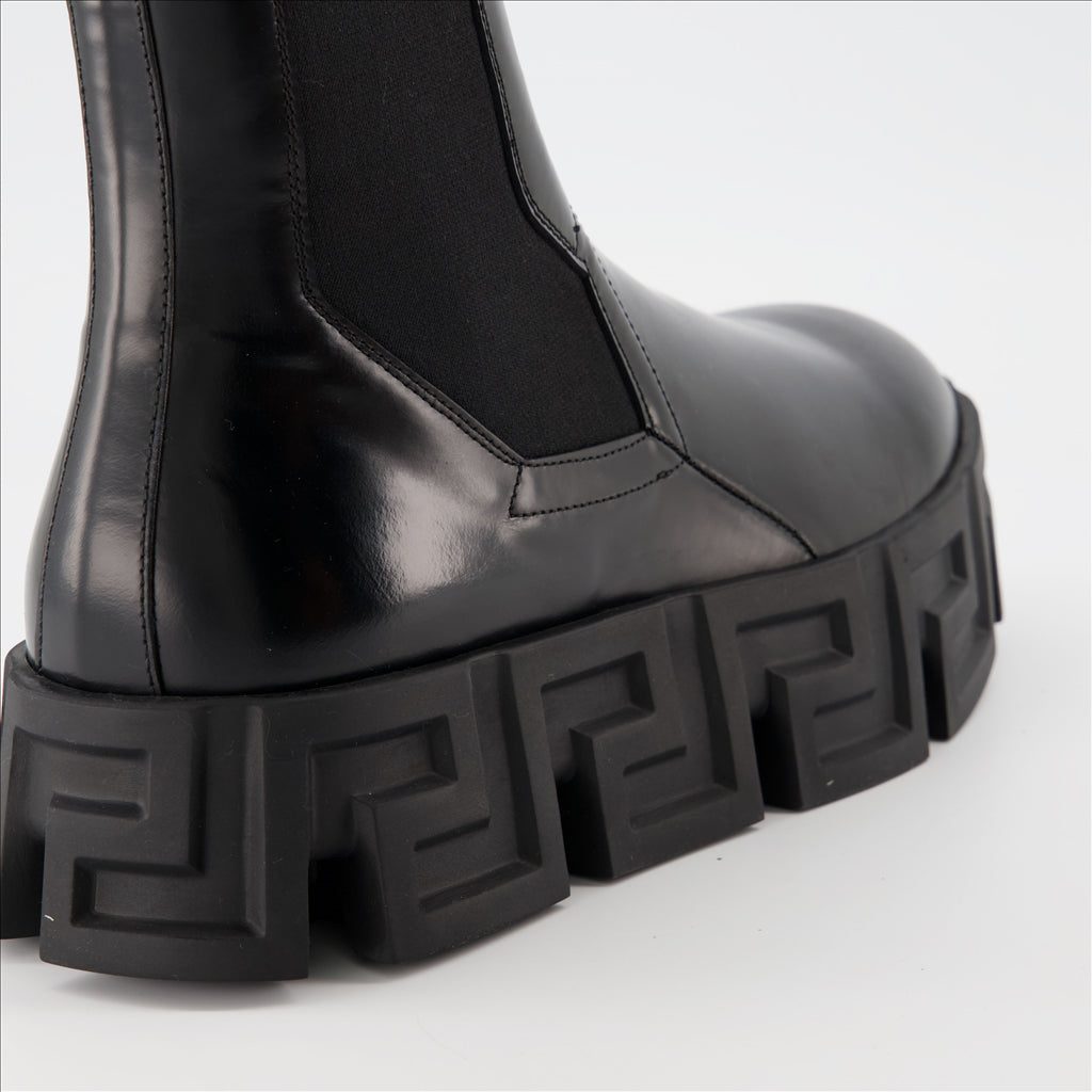 Botas y botines Bottines Greca Versace Negro Homme
