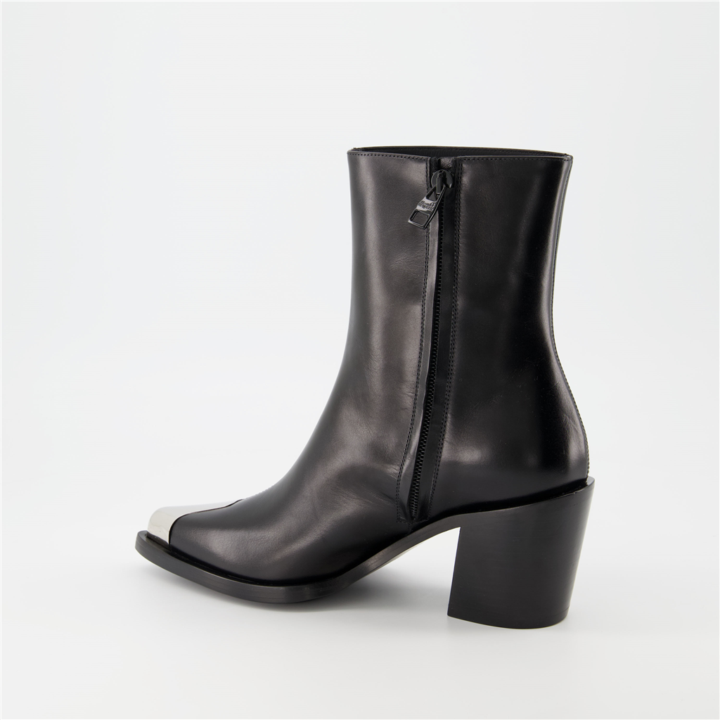 Alexander McQueen Punk Chelsea Boots Women's – myCompañero
