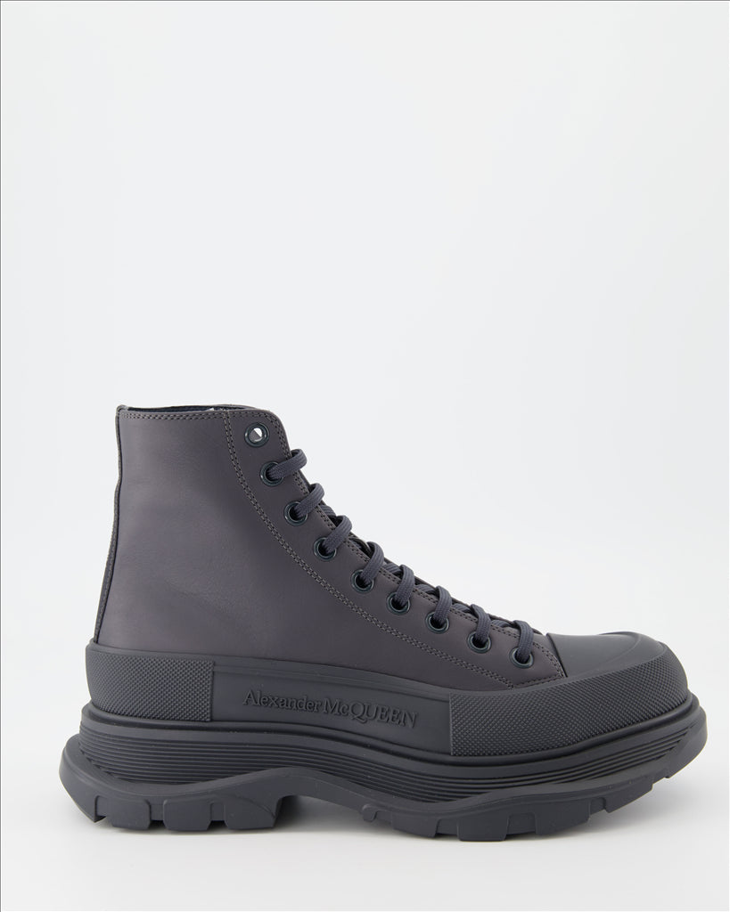 Boots and ankle boots Tread Slick Ankle Boots Alexander McQueen Gray Man