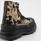 Botas e botins Bottines Tread Slick Graffiti Alexander McQueen Bege Homme
