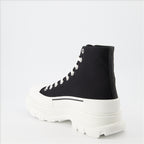 Bottes et bottines Bottines Tread Slick Alexander McQueen Noir Homme