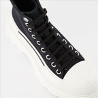 Botins Bottines Tread Slick Alexander McQueen Preto Femme