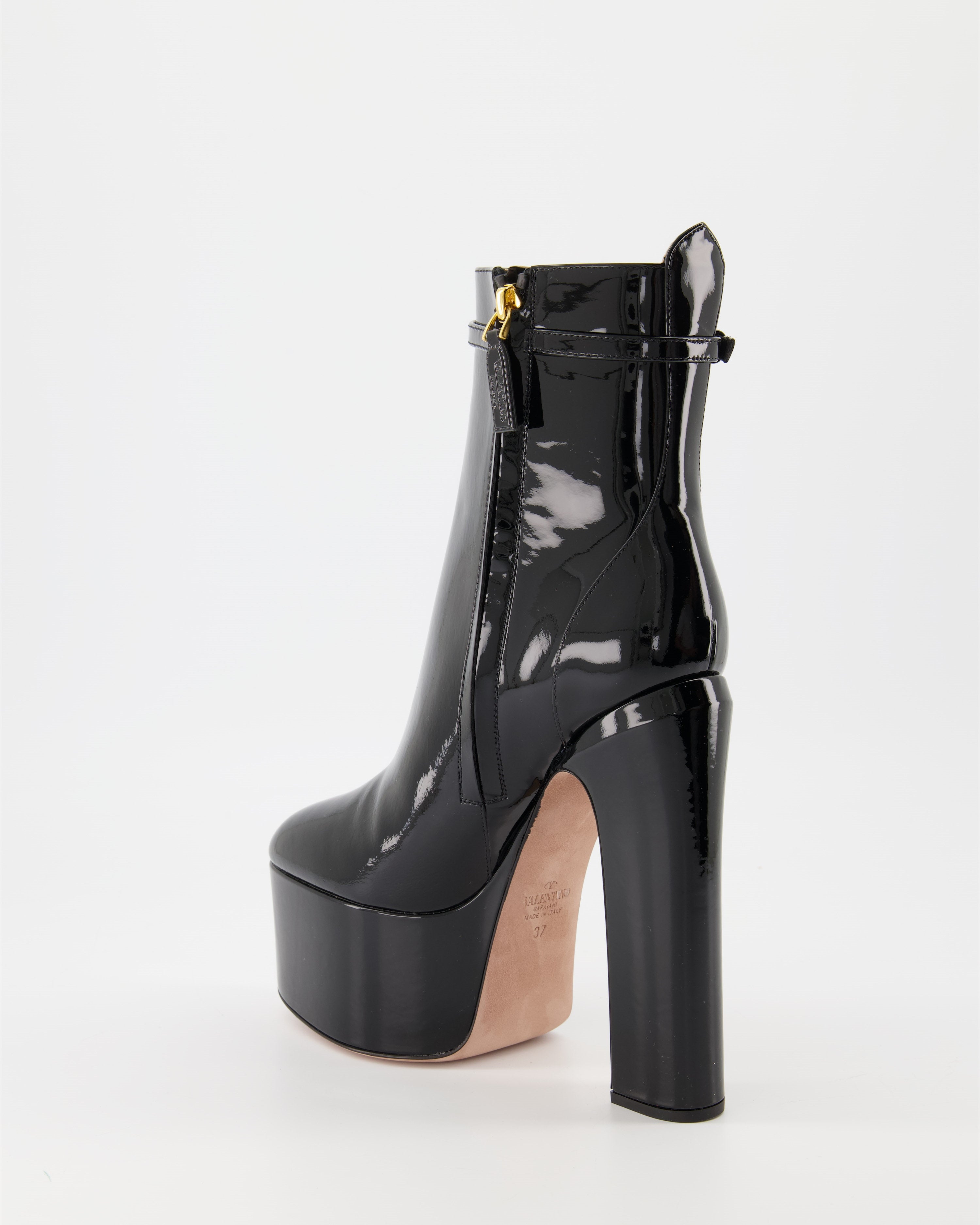 Ankle boots VLogo ankle boots Valentino Garavani Black Women