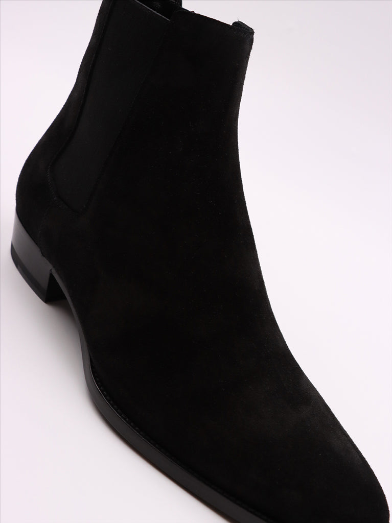Boots and ankle boots Wyatt 30 Chelsea ankle boots Saint Laurent Black Man