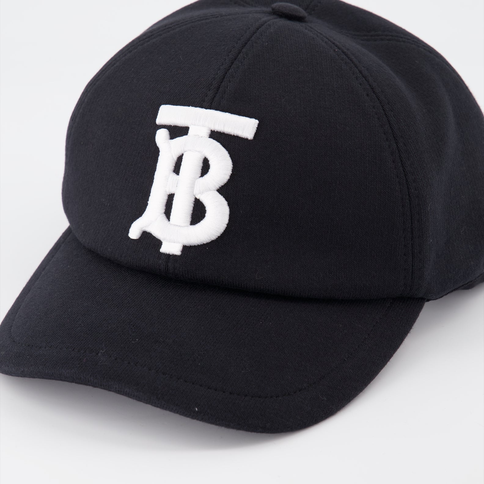 ハット・キャップ・ビーニー 結核キャップ Burberry 黒 ユニセックス