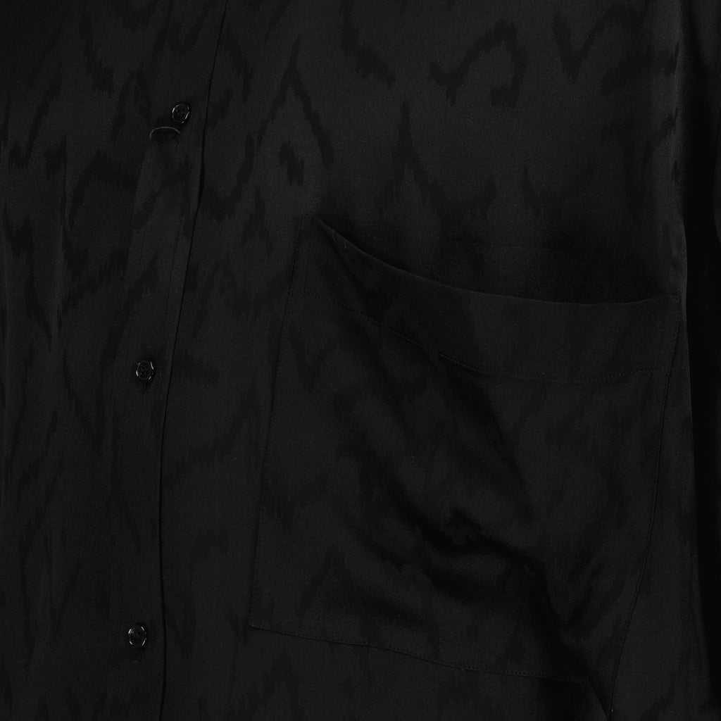 Chemise oversize en soie mate et brillante