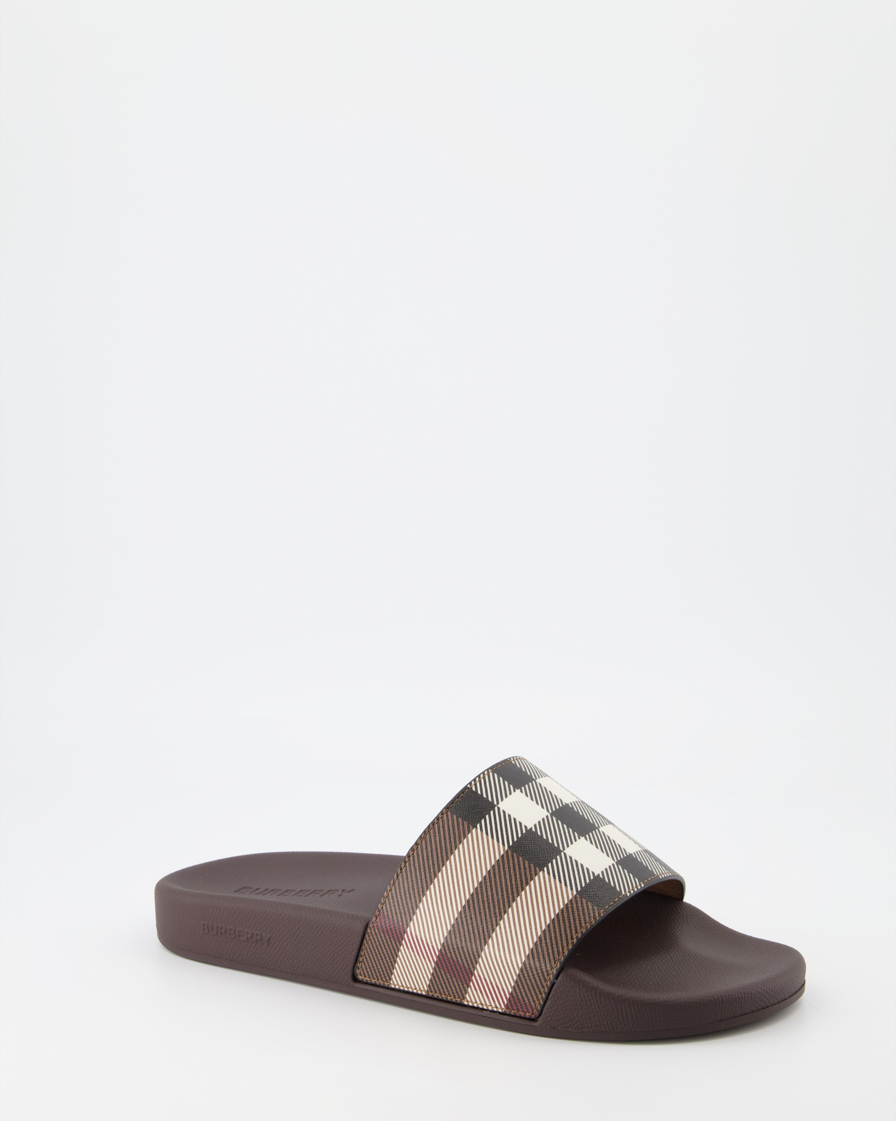 Chaussures ouvertes Claquettes à carreaux Burberry Marron Homme
