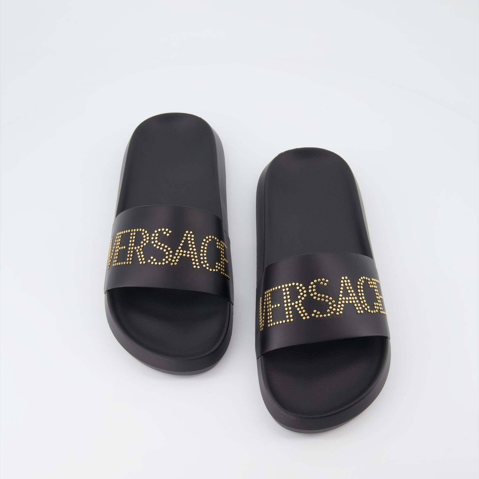 Chaussures ouvertes Claquettes à logo Versace Noir Homme