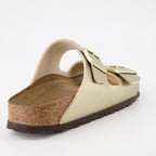 Chaussures ouvertes Claquettes Arizona Birkenstock Doré Femme