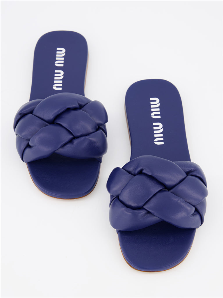 Chaussures ouvertes Claquettes en cuir Miu Miu Bleu Femme