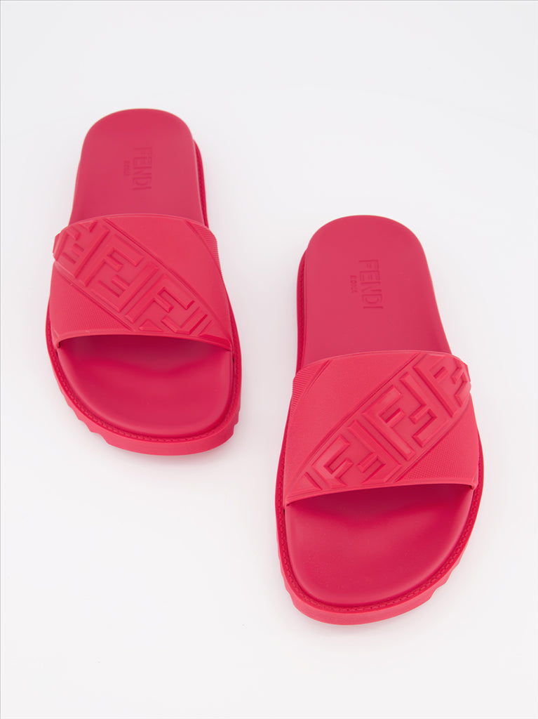 Chaussures ouvertes Claquettes FF Fendi Rouge Homme