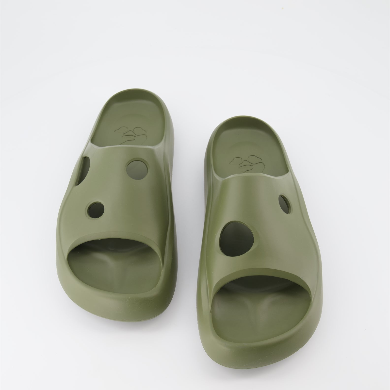 Open shoes Meteor Slides Off-White Green Man