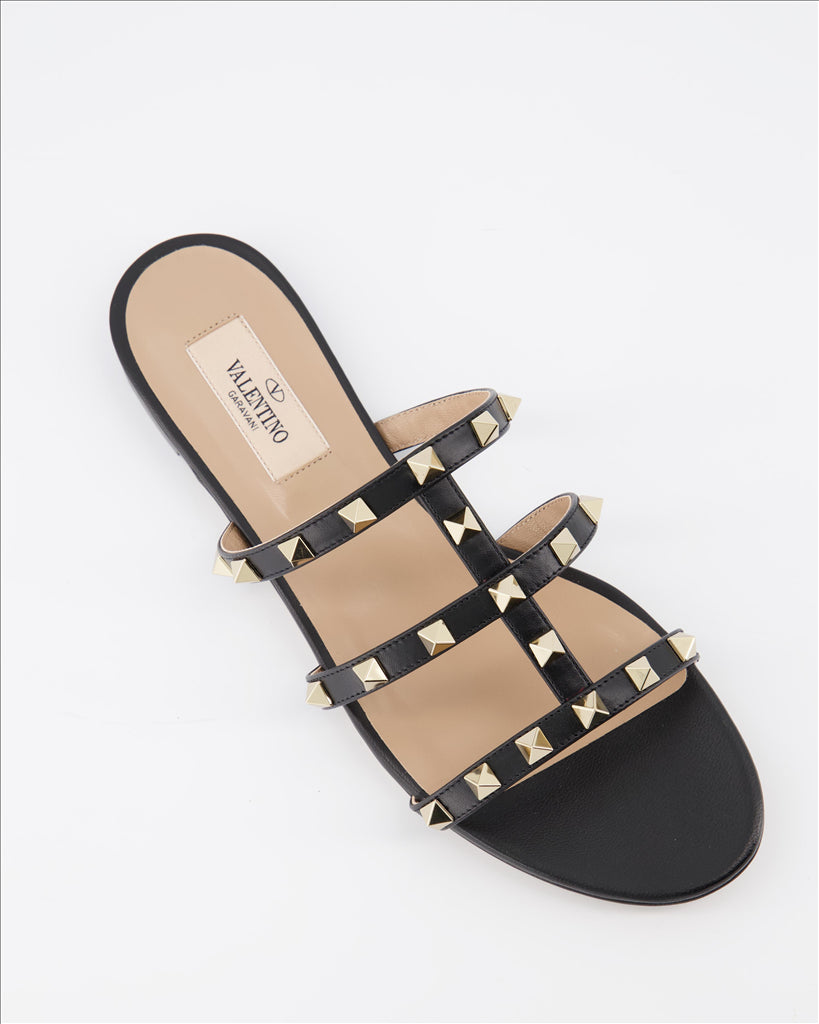 Chaussures ouvertes Claquettes Rockstud Valentino Garavani Noir Femme