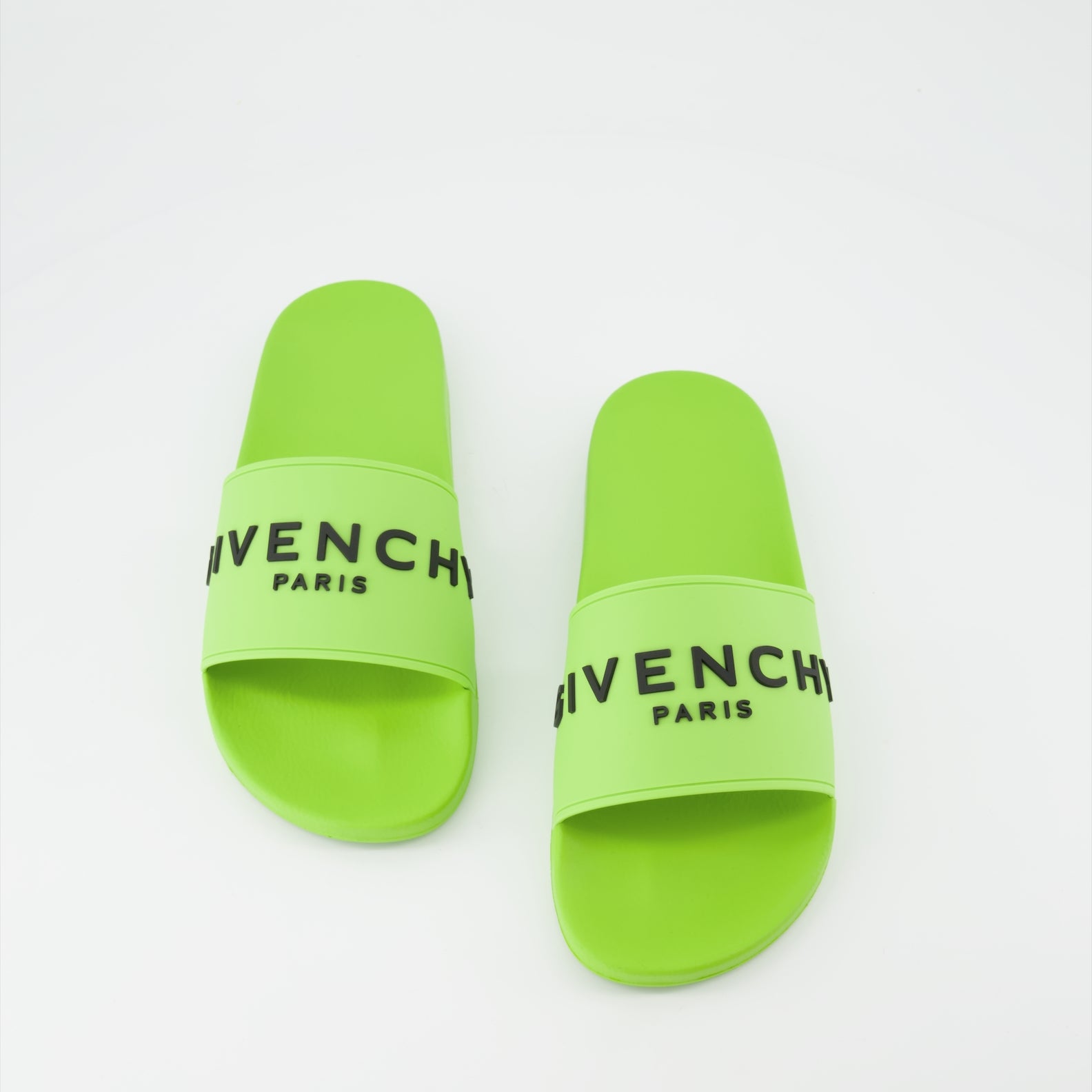 Givenchy logo slides Men – myCompañero