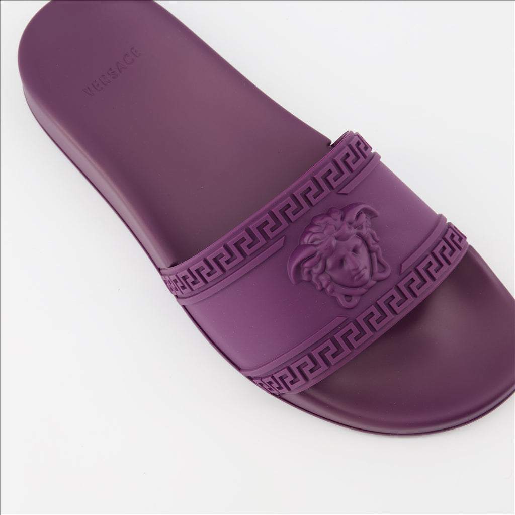 Chaussures ouvertes Claquettes Medusa Versace Violet Homme