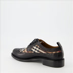 Chaussures de ville Derbies à carreaux Burberry Noir Homme
