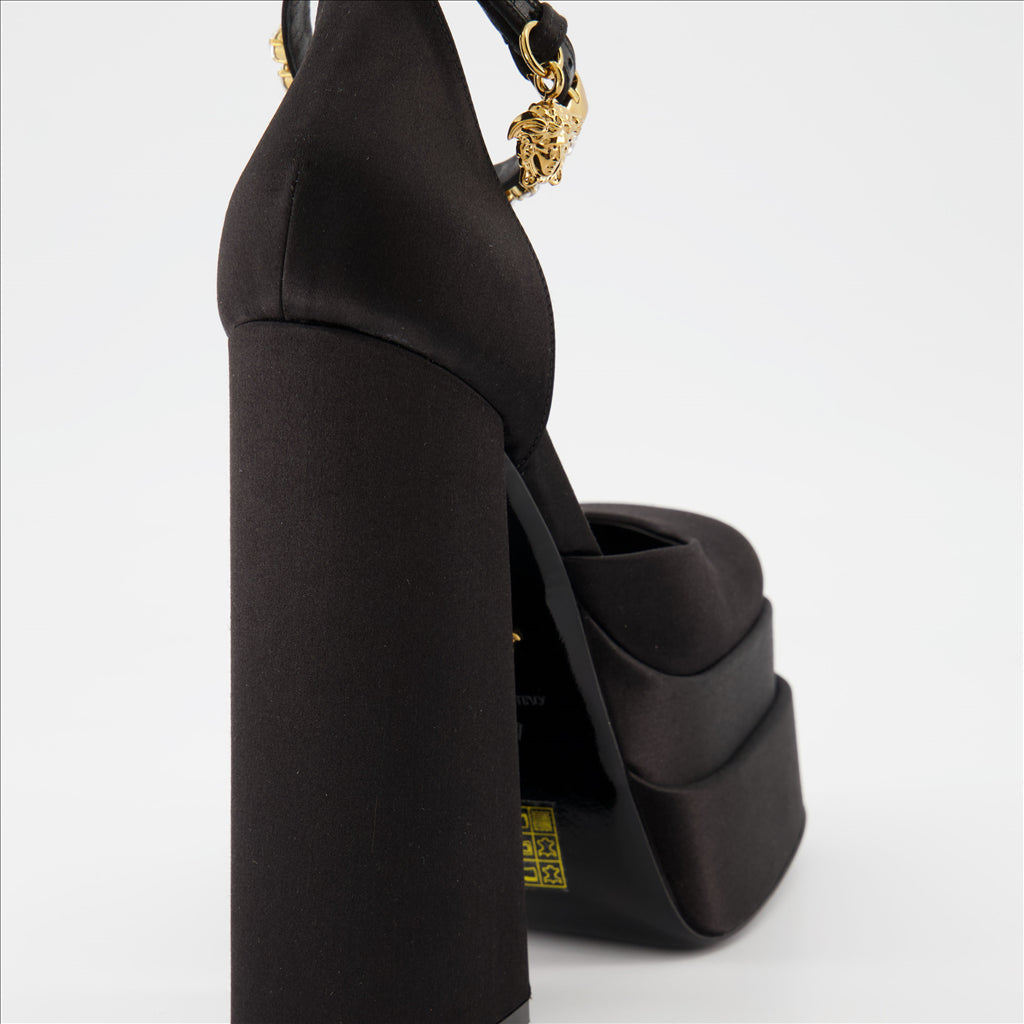 Heels Medusa Aevitas platform pumps Versace Black Women