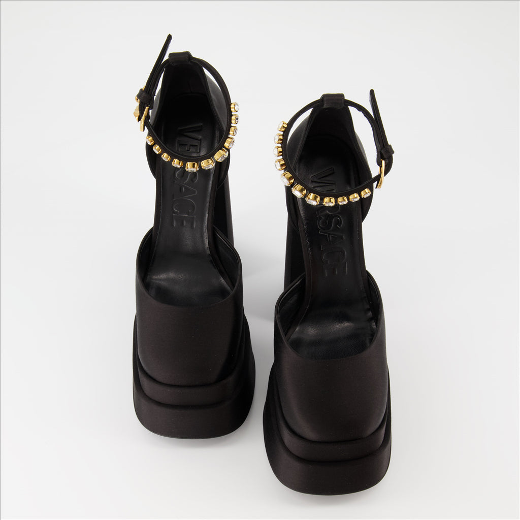 Heels Medusa Aevitas platform pumps Versace Black Women