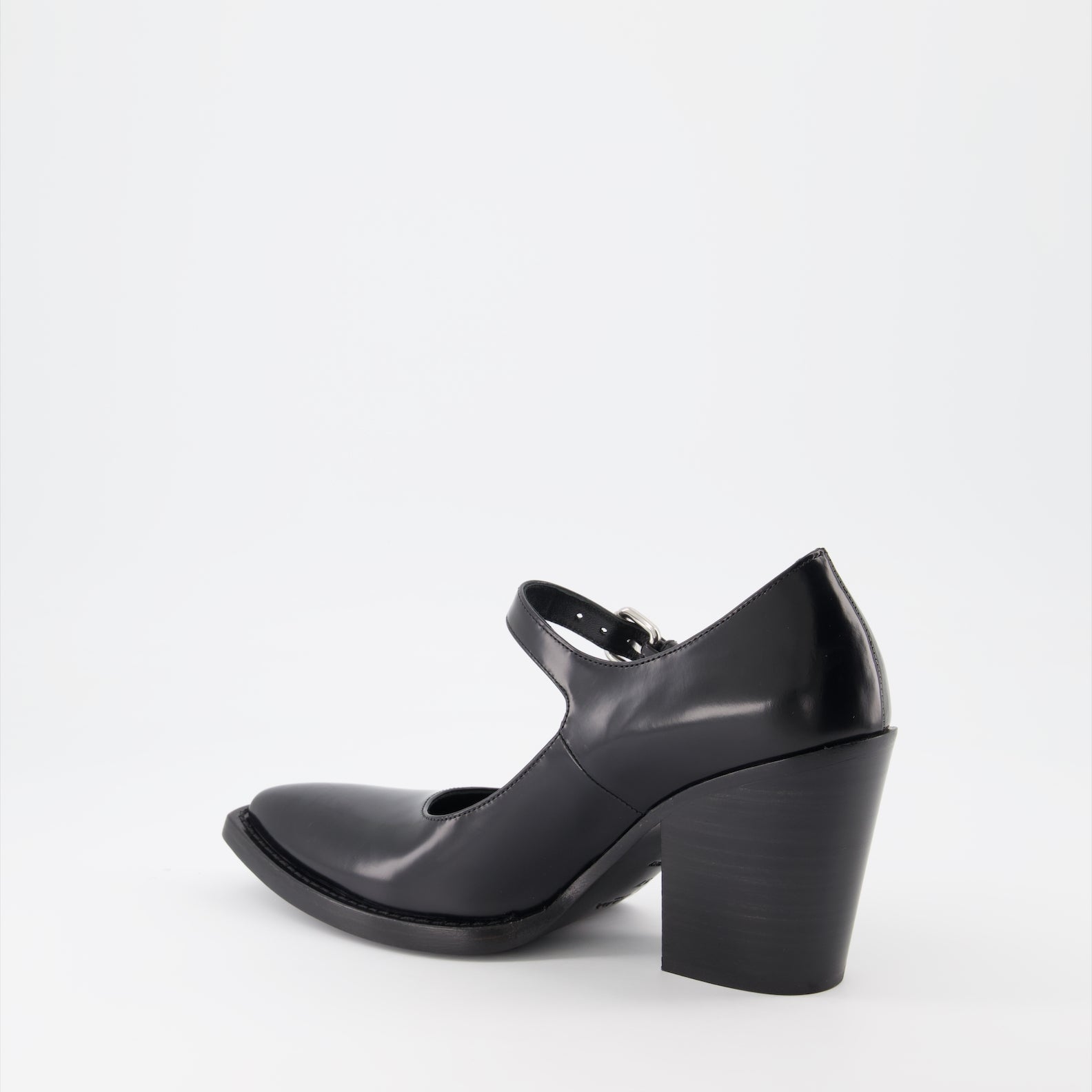 ヒール ブラッシュレザーパンプス Prada 黒 女性