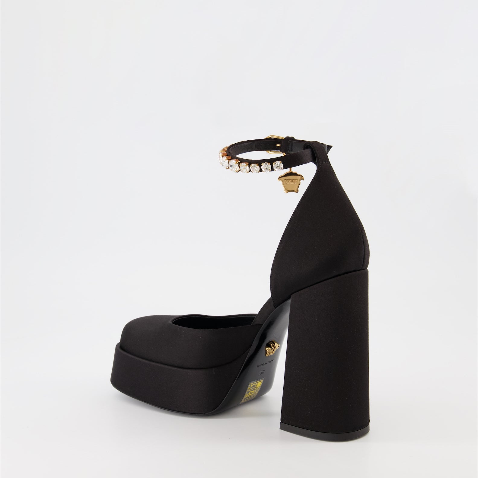 Heels Medusa Aevitas pumps Versace Black Women