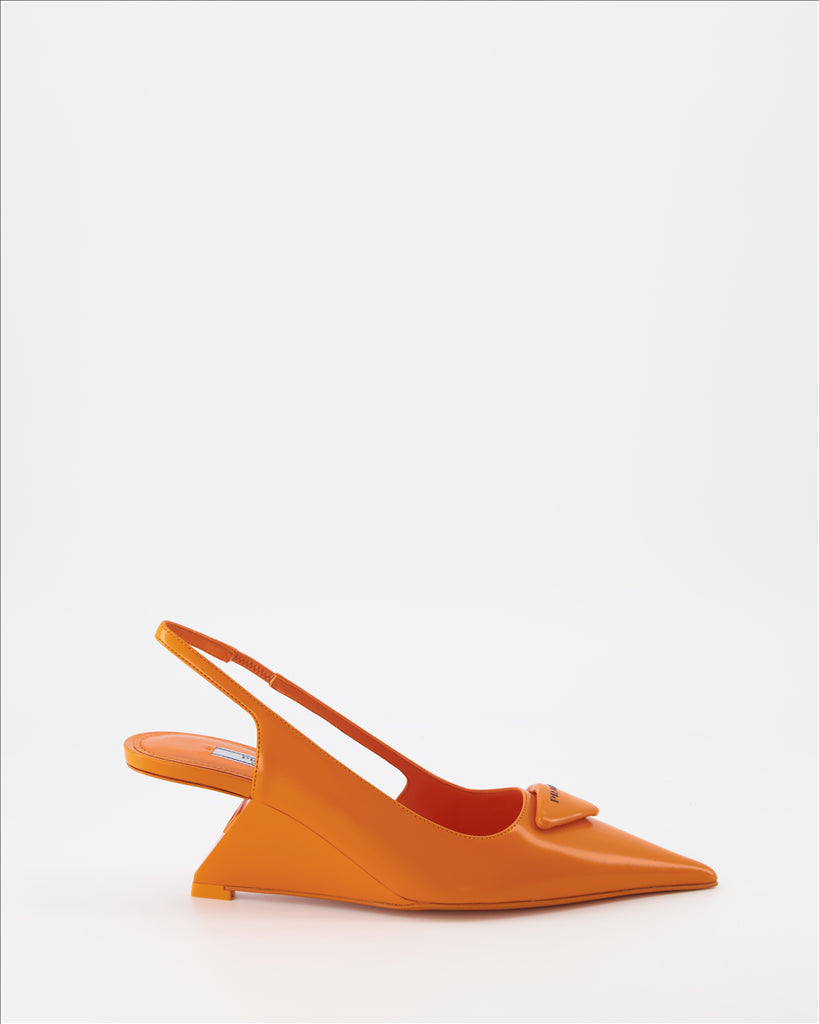 Baskets Escarpins Triangle Prada Orange Femme