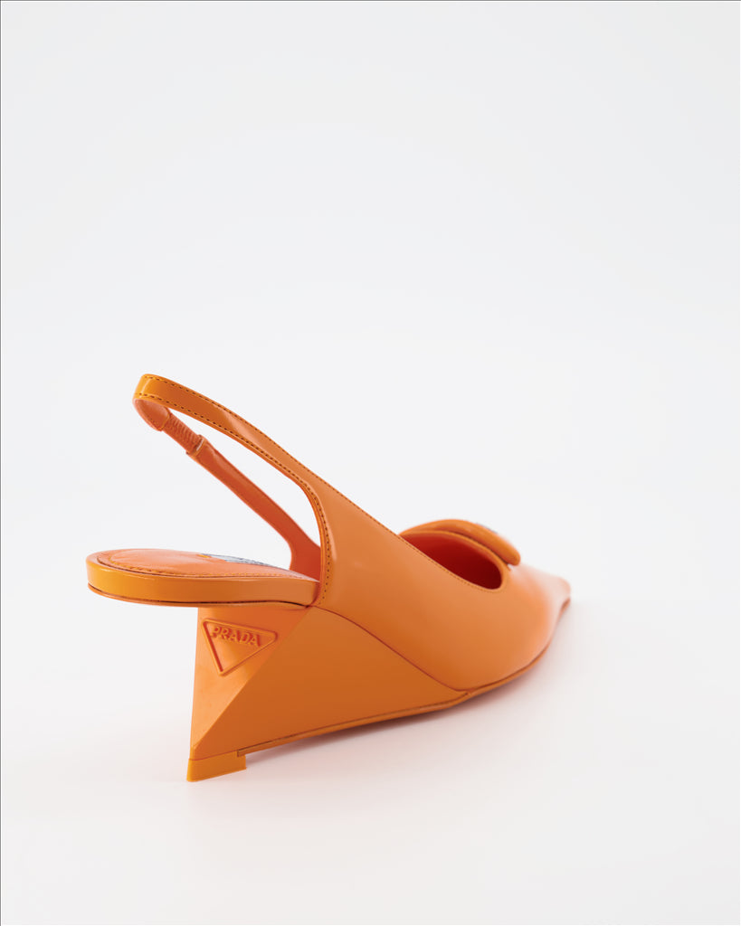 Baskets Escarpins Triangle Prada Orange Femme