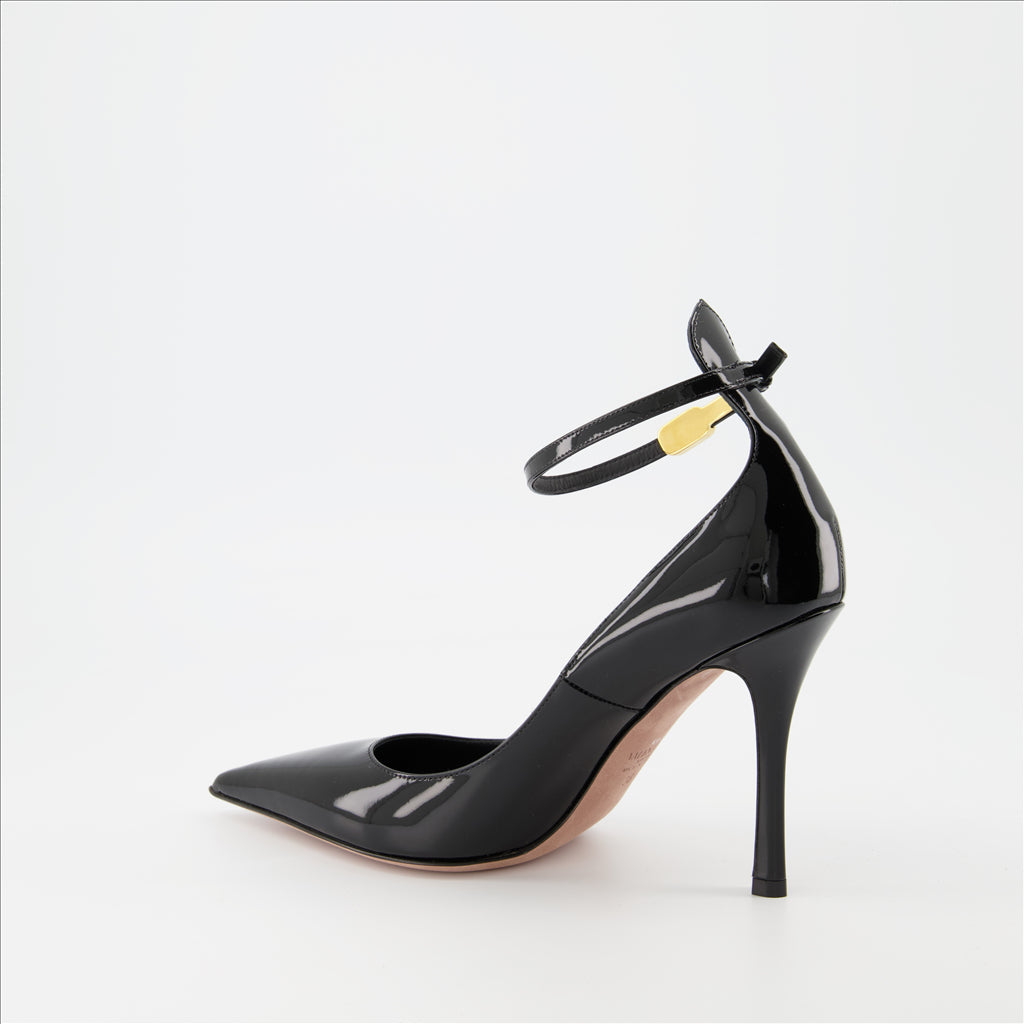 Heels VLogo pumps Valentino Garavani Black Women