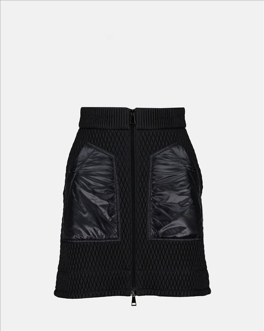 Bi-material skirt