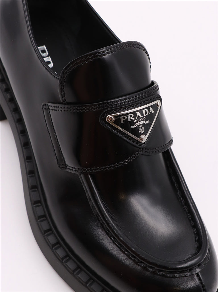 Loafer Mocassins en cuir Prada Schwarz Femme