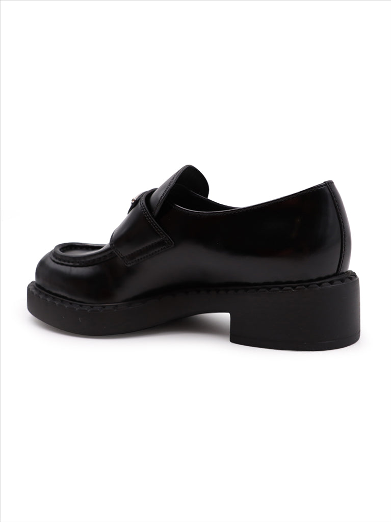 Loafer Mocassins en cuir Prada Schwarz Femme