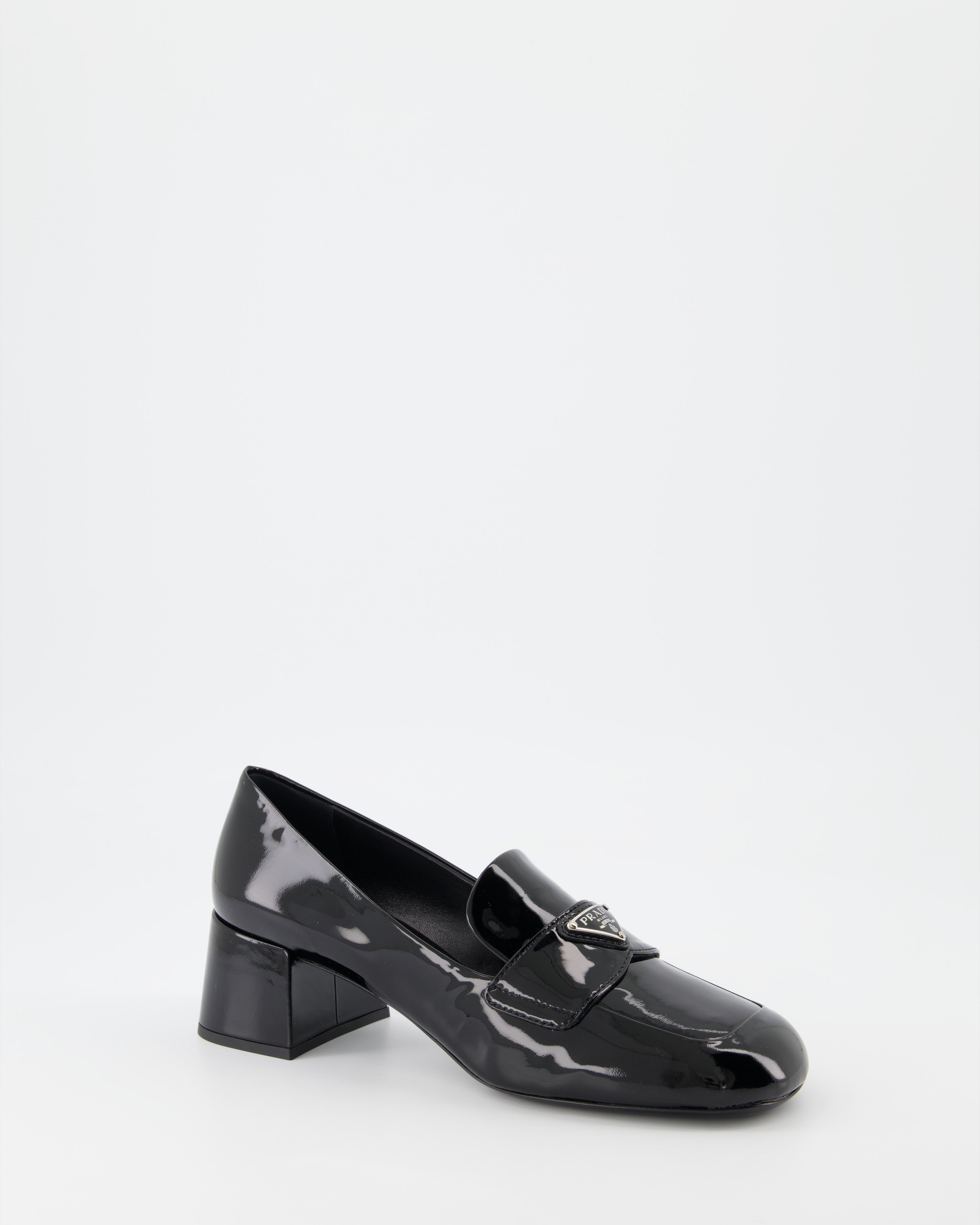 Loafer Mocassins vernis Prada Schwarz Femme