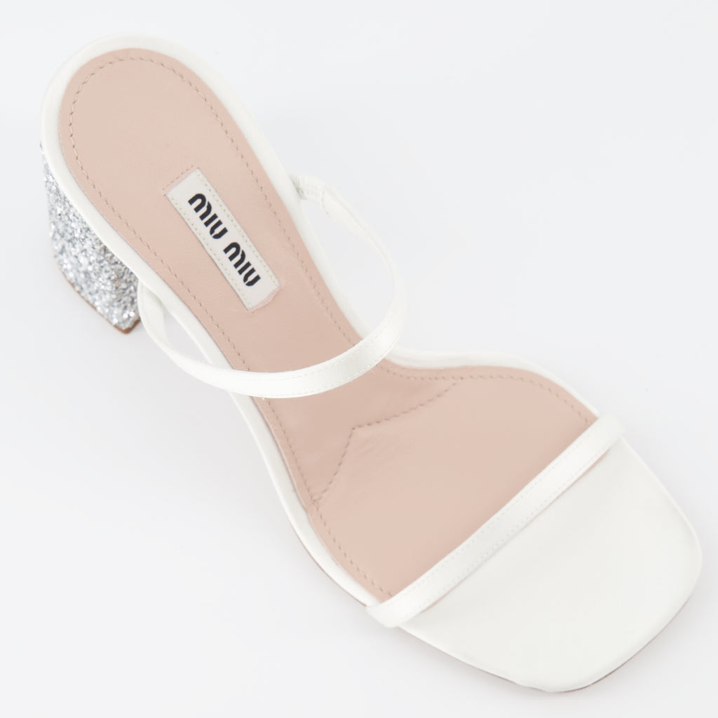 Chaussures ouvertes Mules à paillettes Miu Miu Blanc Femme