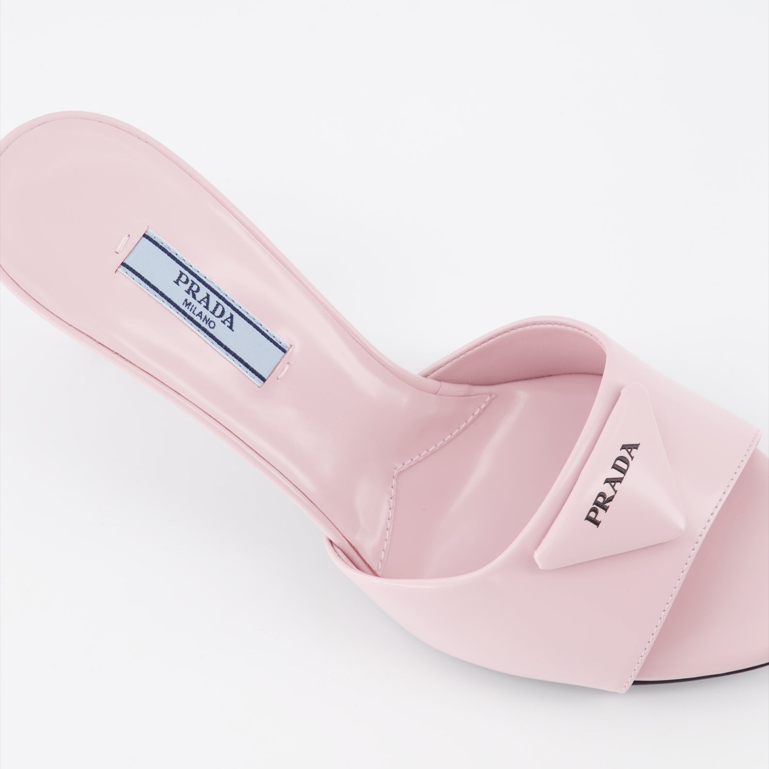 靴 PRADA Heart Leather Mules PRADA Heart Leather Mules