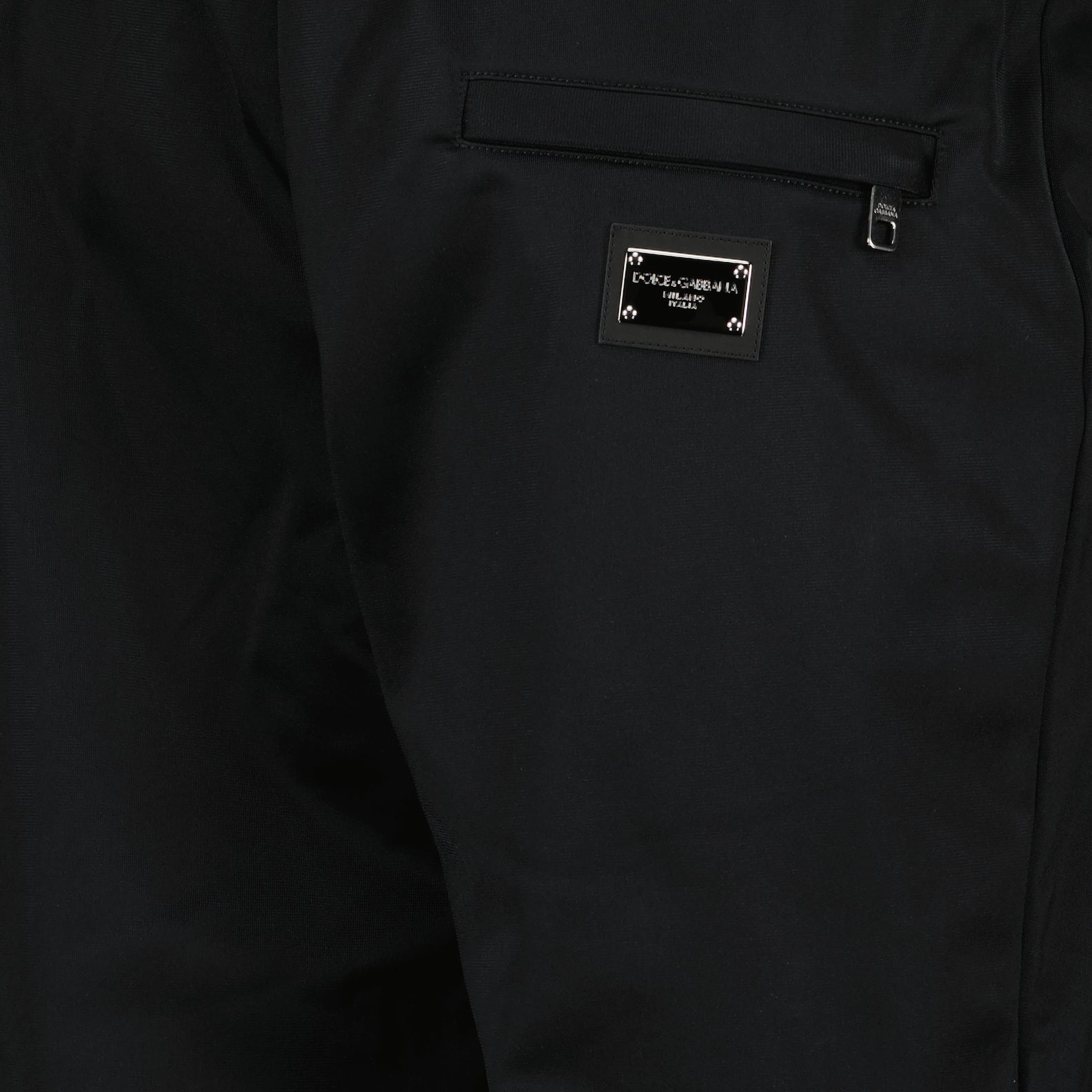 パンツ ロゴプレートパンツ Dolce & Gabbana 黒 男
