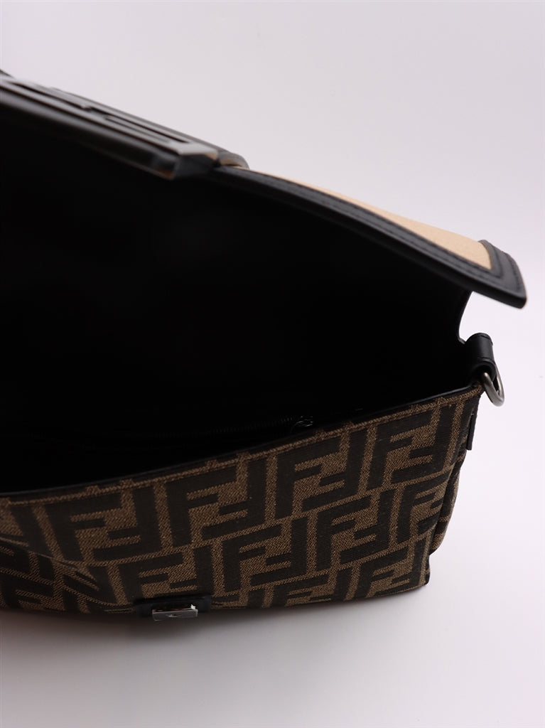 Borse a tracolla Baguette Bag Fendi Marrone Homme