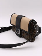 Borse a tracolla Baguette Bag Fendi Marrone Homme