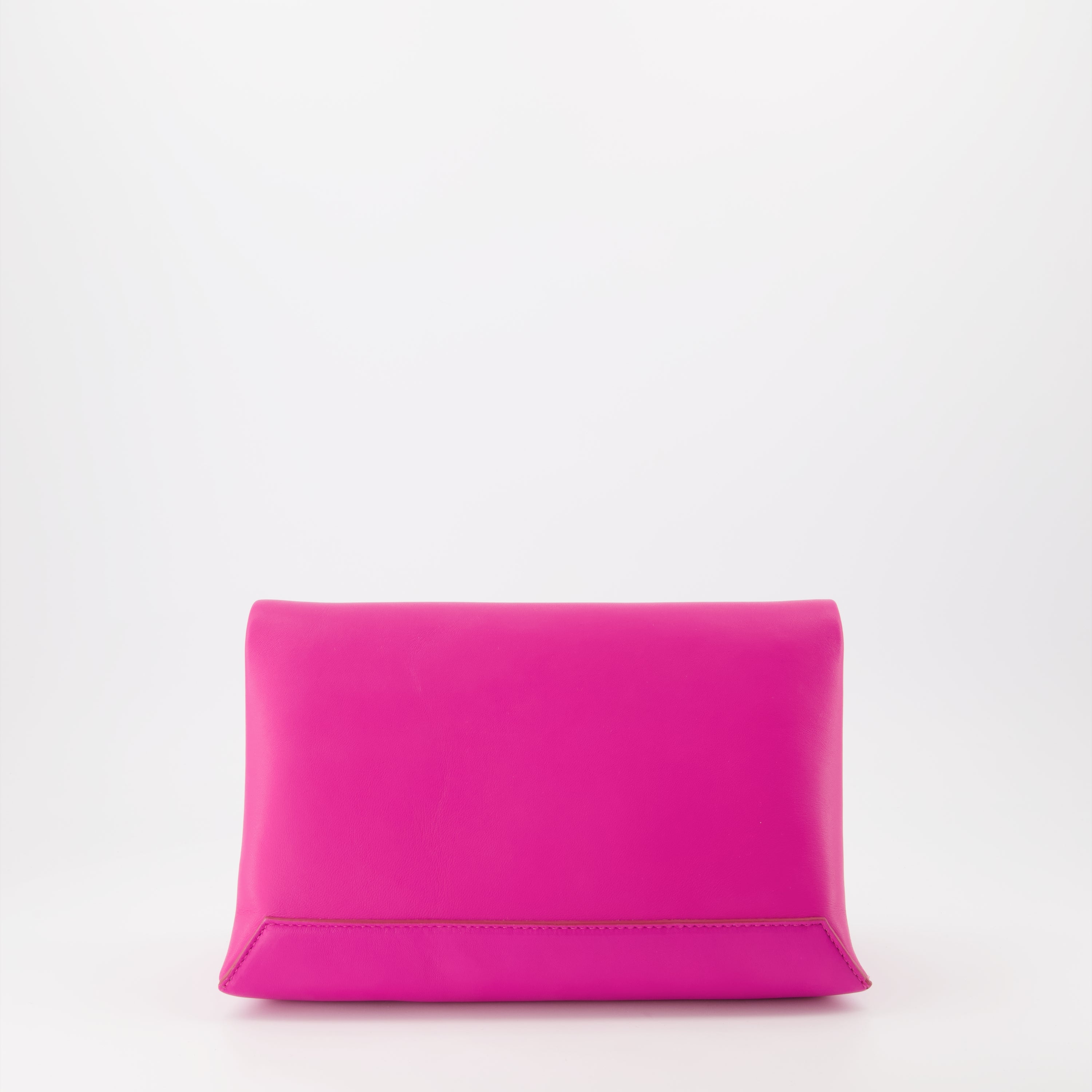 Pochette Chain médium en cuir fuchsia