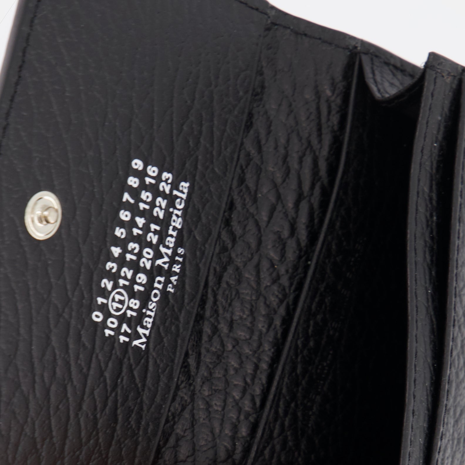 スモールレザーグッズ フォーステッチカードホルダー Maison Margiela 黒 ユニセックス