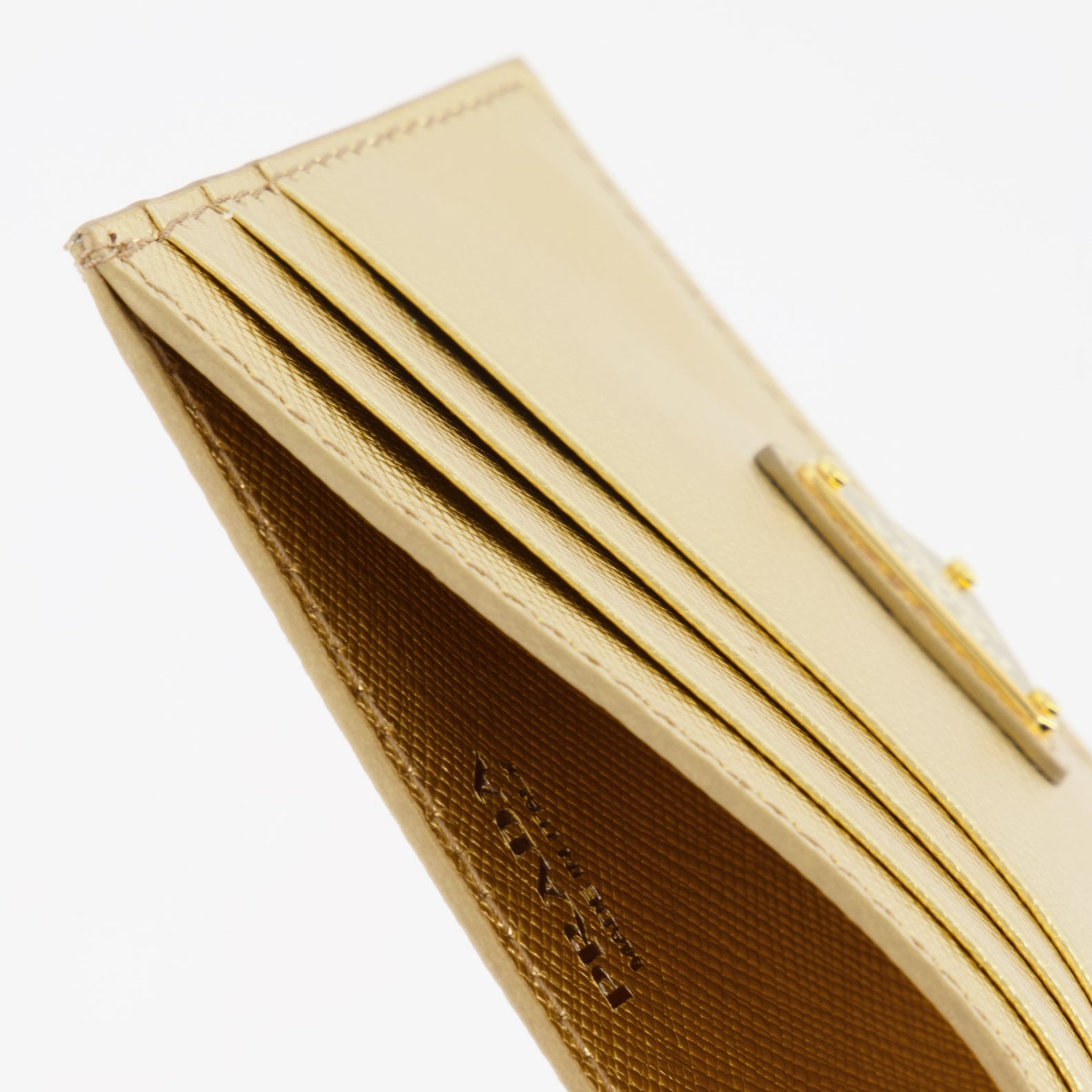 Petite maroquinerie Porte-cartes Saffiano Prada Doré Femme