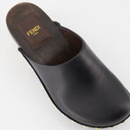 Chaussures ouvertes Sabots Baguette Fendi Noir Femme