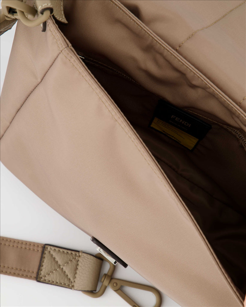 크로스백 Sac Baguette en nylon Fendi 갈색 Homme