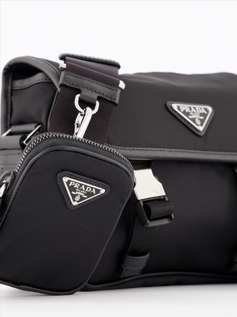 크로스백 Sac bandoulière en Re-Nylon Prada 검은색 Homme