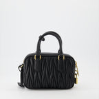 Bolsos de mano y al hombro Sac en cuir nappa Miu Miu Negro Femme