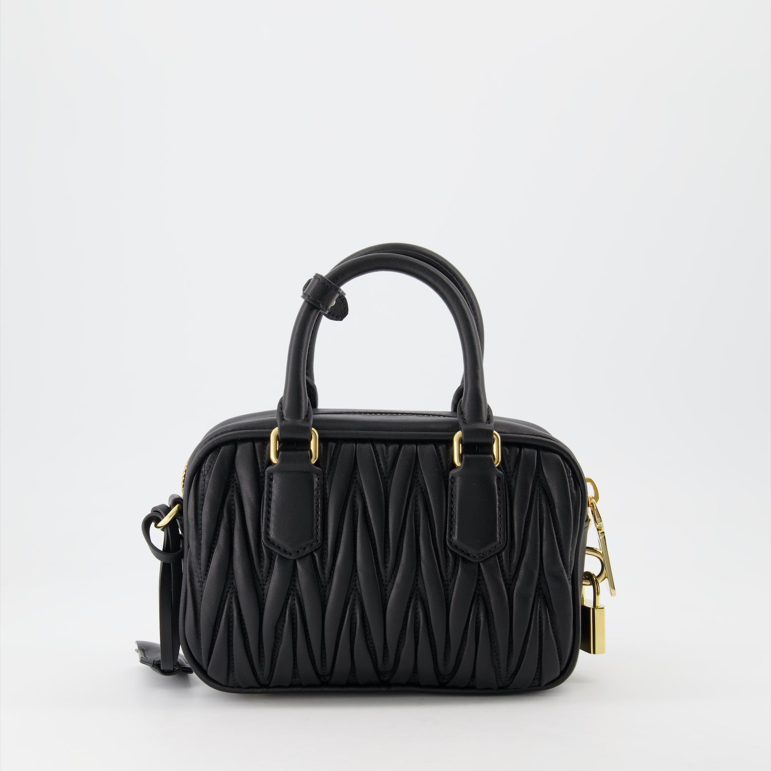 Bolsos de mano y al hombro Sac en cuir nappa Miu Miu Negro Femme