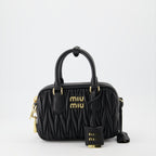 Bolsos de mano y al hombro Sac en cuir nappa Miu Miu Negro Femme