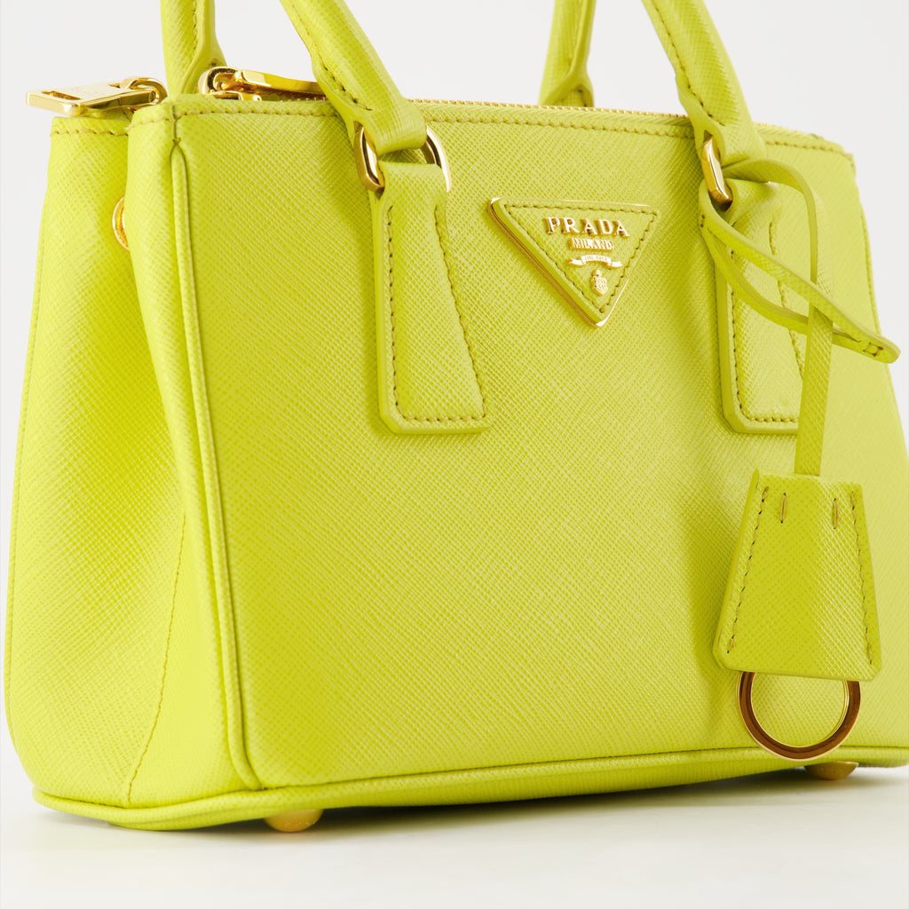 Sacs à main et épaule Sac Galleria Saffiano Jaune Prada Jaune Femme